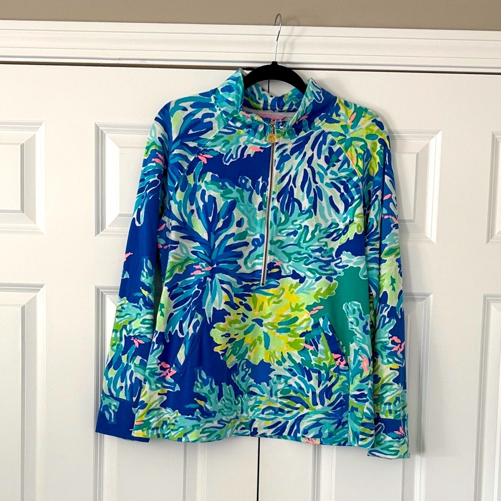 Lilly Pulitzer Blue, Green and pink Popover sz L